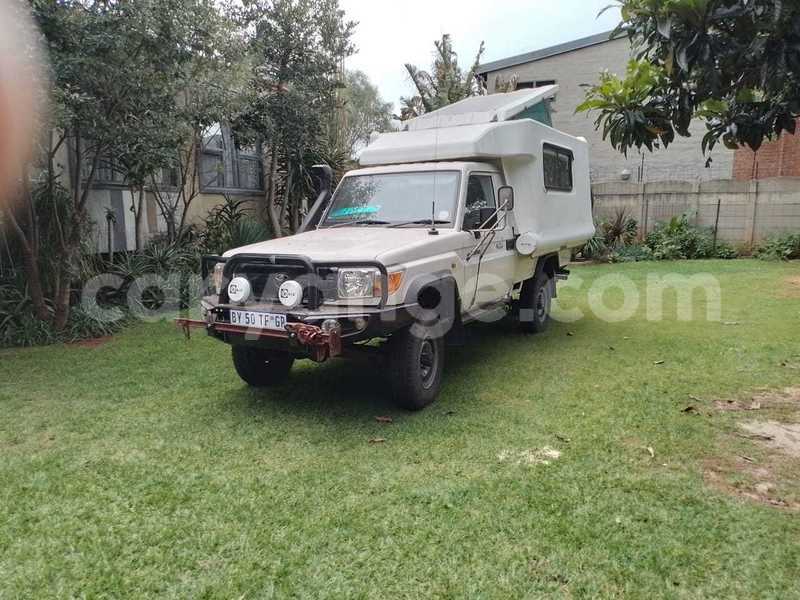 Big with watermark toyota land cruiser namibia walvis bay 25689