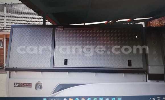 Buy Used Toyota Land Cruiser White Car in Walvis Bay in Namibia Buy Used Toyota Land Cruiser White Car in Walvis Bay in Namibia