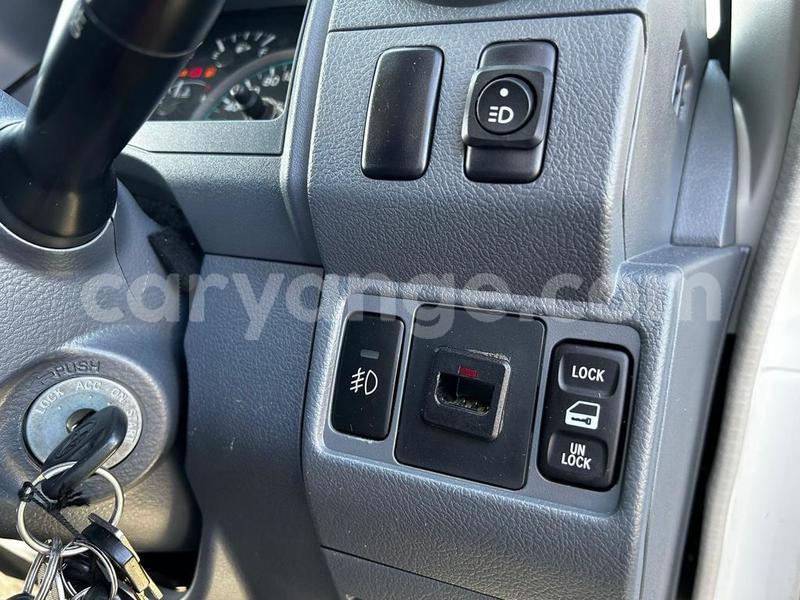 Big with watermark toyota land cruiser namibia walvis bay 25689