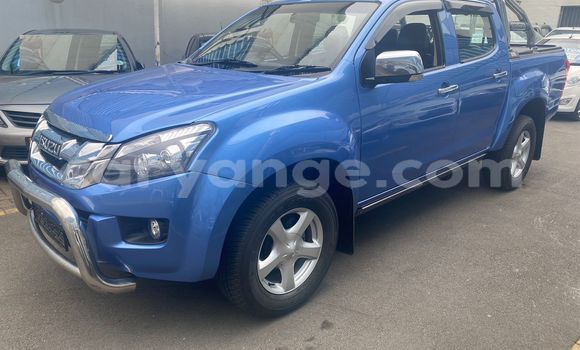 Buy Used Isuzu KB White Car in Swakopmund in Namibia
