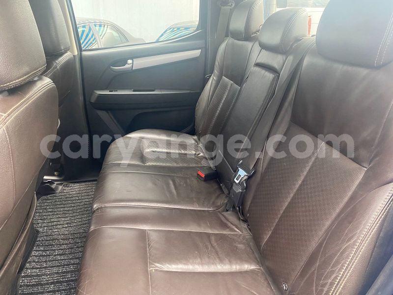Big with watermark isuzu kb namibia swakopmund 25691