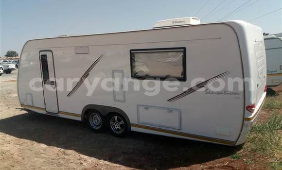 Acheter Occasion Utilitaire Iveco CURSOR Blanc à Windhoek, Namibie Acheter Occasion Utilitaire Iveco CURSOR Blanc à Windhoek, Namibie