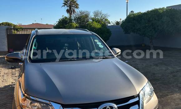 Buy Used Toyota Fortuner Brown Car in Walvis Bay in Namibia