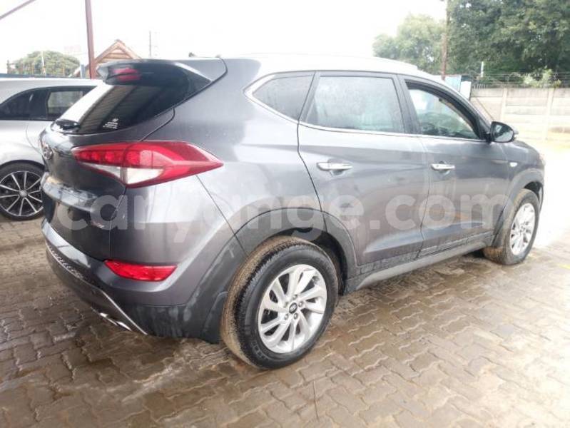 Big with watermark hyundai tucson namibia windhoek 25720