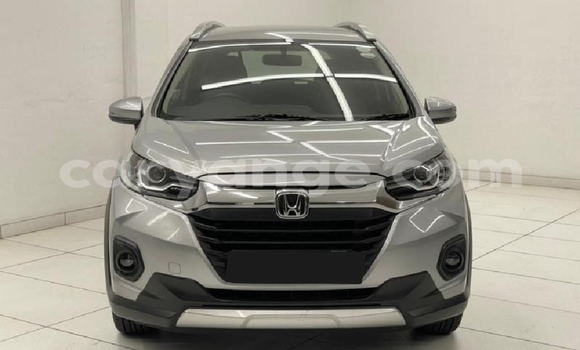 Buy Used Honda FR-V Silver Car in Aranos in Hardap Buy Used Honda FR-V Silver Car in Aranos in Hardap