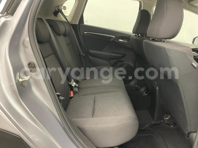 Big with watermark honda fr v hardap aranos 25744