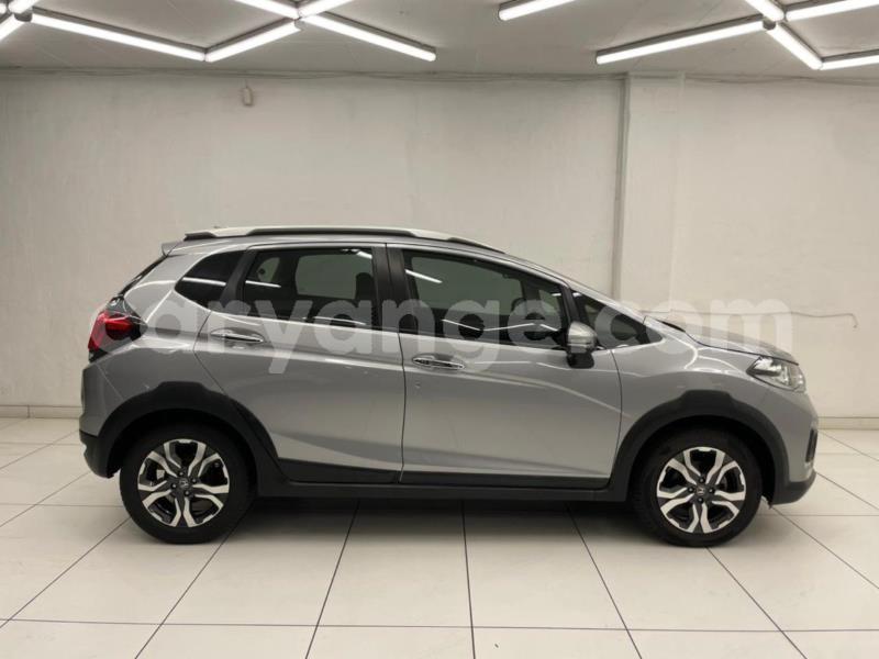 Big with watermark honda fr v hardap aranos 25744