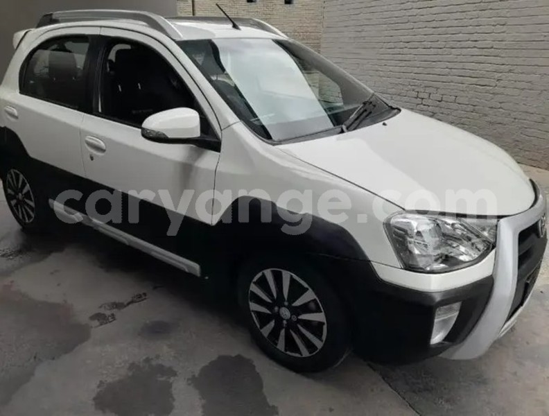 Big with watermark toyota etios erongo henties bay 25755