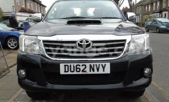 Buy Used Toyota Hilux Black Car in Okakarara in Otjozondjupa Buy Used Toyota Hilux Black Car in Okakarara in Otjozondjupa