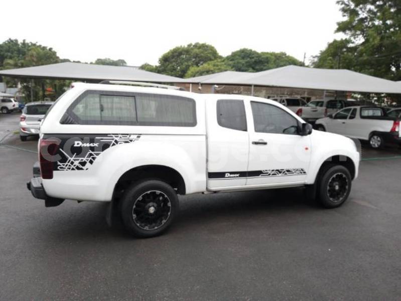 Big with watermark isuzu kb namibia swakopmund 25757