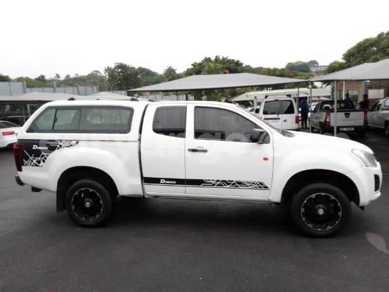 Big with watermark isuzu kb namibia swakopmund 25757