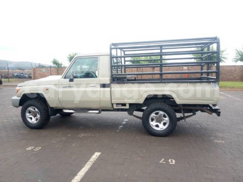 Big with watermark toyota land cruiser omaheke gobabis 25759