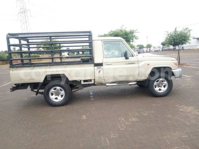 Big with watermark toyota land cruiser omaheke gobabis 25759