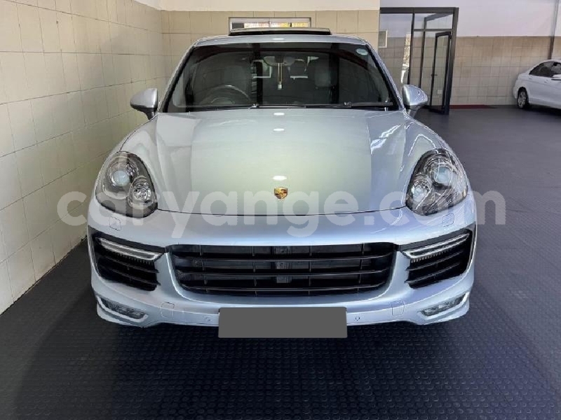 Big with watermark porsche cayenne namibia windhoek 25764