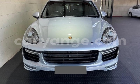 Buy Used Porsche Cayenne Silver Car in Windhoek in Namibia