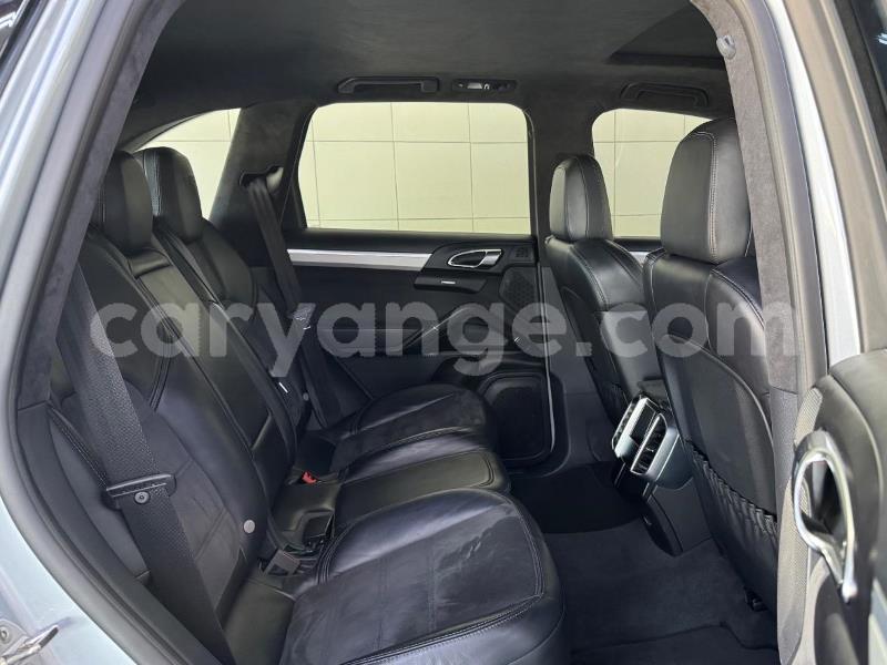Big with watermark porsche cayenne namibia windhoek 25764