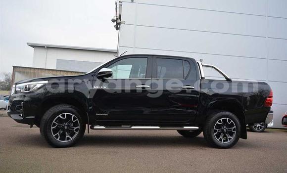 Buy Used Toyota Hilux Black Car in Gobabis in Omaheke Buy Used Toyota Hilux Black Car in Gobabis in Omaheke