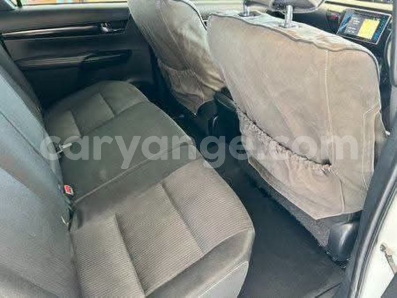 Big with watermark toyota hilux namibia swakopmund 25783