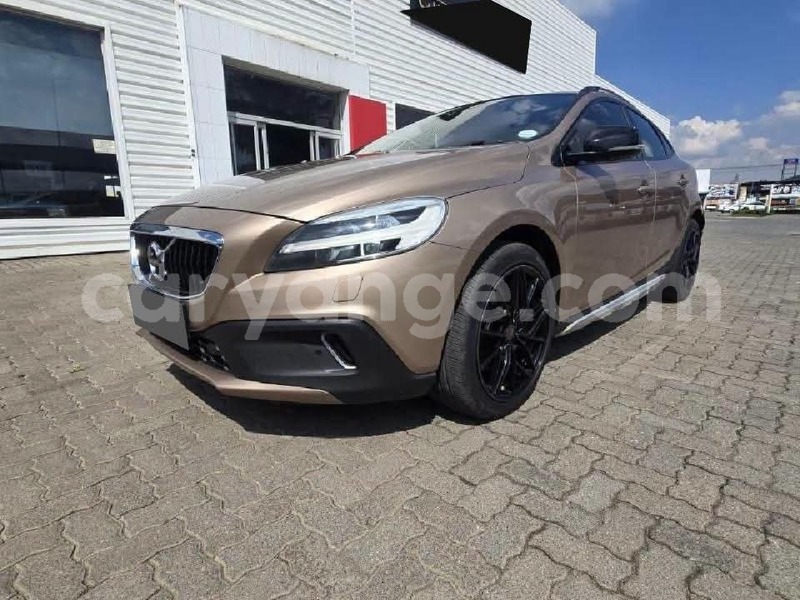 Big with watermark volvo v40 erongo usakos 25787