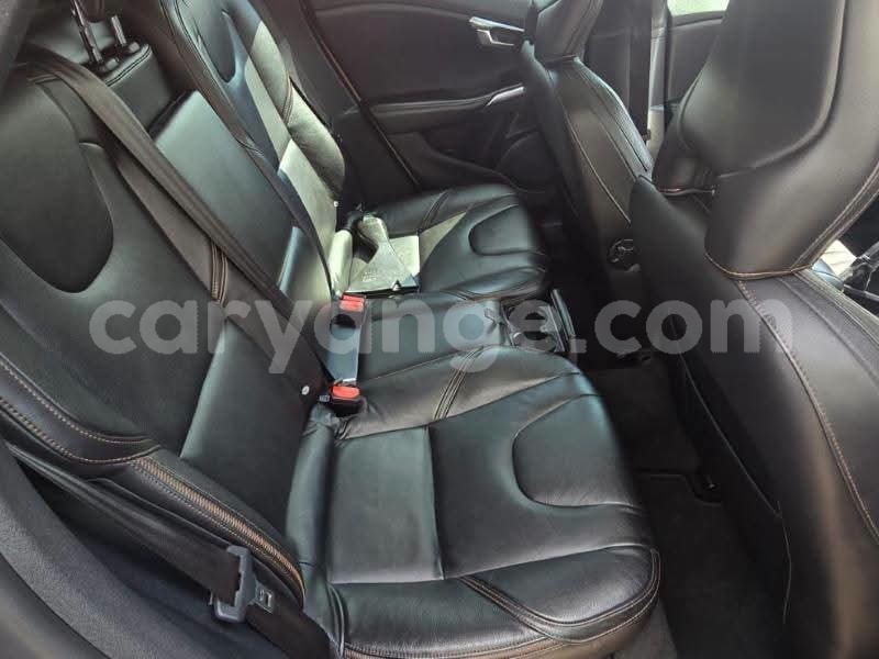 Big with watermark volvo v40 erongo usakos 25787
