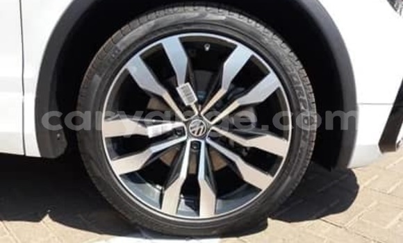 Acheter Occasion Voiture Volkswagen Tiguan Blanc à Warmbad, Karas Acheter Occasion Voiture Volkswagen Tiguan Blanc à Warmbad, Karas