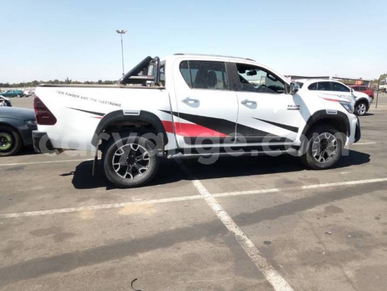 Big with watermark toyota hilux namibia swakopmund 25796