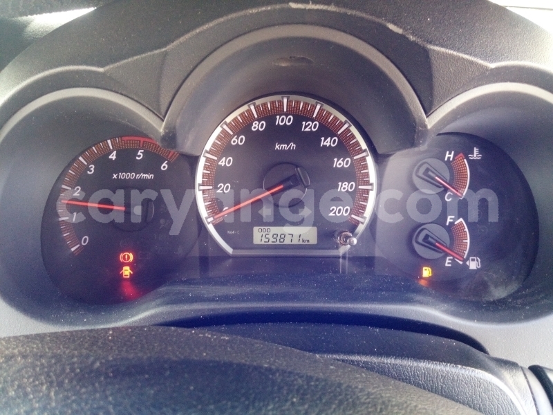 Big with watermark toyota hilux namibia swakopmund 25796
