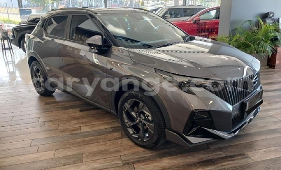 Buy Used GAC Trumpchi GS8 Silver Car in Grootfontein in Namibia