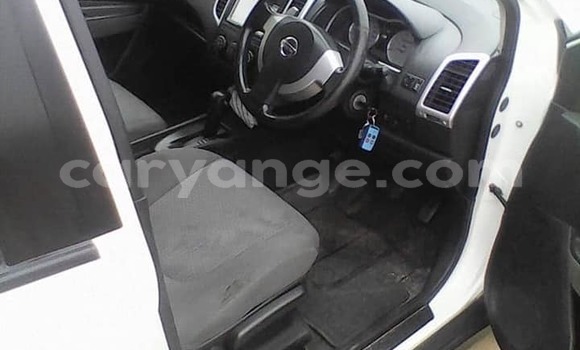 Buy Used Nissan Wingroad White Car in Windhoek in Namibia Buy Used Nissan Wingroad White Car in Windhoek in Namibia