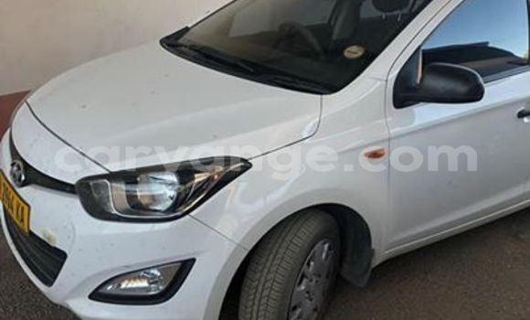 Acheter Occasion Voiture Hyundai I20 Blanc à Windhoek, Namibie Acheter Occasion Voiture Hyundai I20 Blanc à Windhoek, Namibie