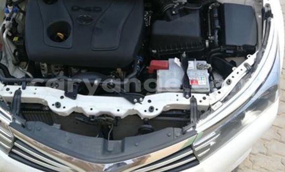 Acheter Occasion Voiture Toyota Corolla Blanc à Windhoek, Namibie Acheter Occasion Voiture Toyota Corolla Blanc à Windhoek, Namibie