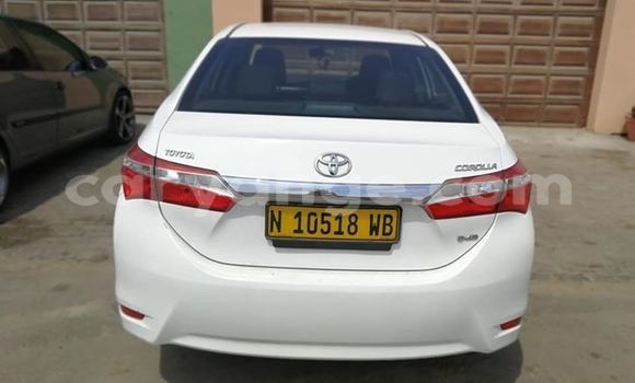 Acheter Occasion Voiture Toyota Corolla Blanc à Windhoek, Namibie Acheter Occasion Voiture Toyota Corolla Blanc à Windhoek, Namibie