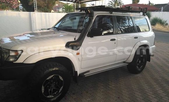 Acheter Occasion Voiture Nissan Patrol Blanc à Windhoek, Namibie Acheter Occasion Voiture Nissan Patrol Blanc à Windhoek, Namibie