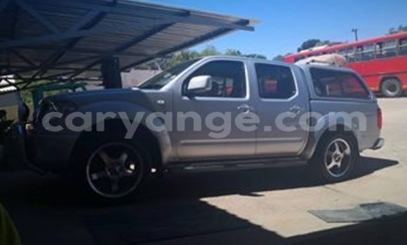 Acheter Occasion Voiture Nissan Navara Gris à Windhoek, Namibie Acheter Occasion Voiture Nissan Navara Gris à Windhoek, Namibie