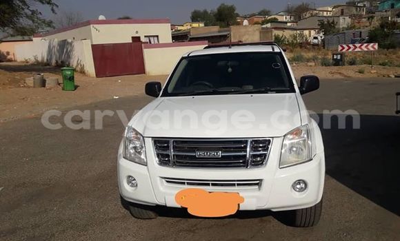 Acheter Occasion Voiture Isuzu D–MAX Blanc à Windhoek, Namibie Acheter Occasion Voiture Isuzu D–MAX Blanc à Windhoek, Namibie