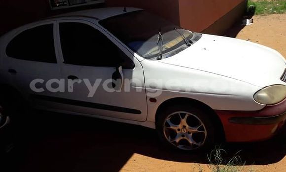 Acheter Occasion Voiture Renault Megane Blanc à Rehoboth, Hardap Acheter Occasion Voiture Renault Megane Blanc à Rehoboth, Hardap