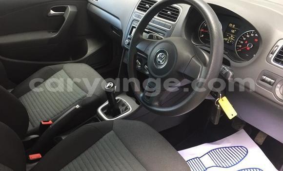 Acheter Occasion Voiture Volkswagen Polo Blanc à Warmbad, Karas Acheter Occasion Voiture Volkswagen Polo Blanc à Warmbad, Karas