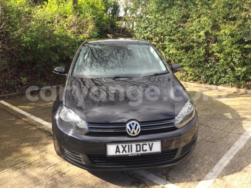 Big with watermark 2011 volkswagengolf 1.6 tdi match dsg 5dr 1