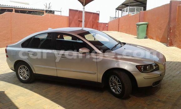 Acheter Occasion Voiture Volvo 990 Noir à Windhoek, Namibie