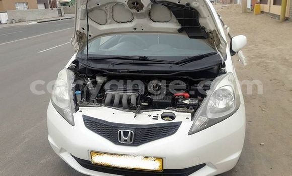 Buy Used Honda FIT White Car in Swakopmund in Namibia Buy Used Honda FIT White Car in Swakopmund in Namibia