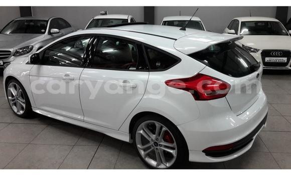 Buy Used Ford Fiesta ST White Car in Walvis Bay in Namibia Buy Used Ford Fiesta ST White Car in Walvis Bay in Namibia
