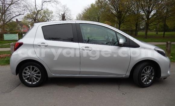 Acheter Occasion Voiture Toyota Yaris Gris à Gobabis, Omaheke Acheter Occasion Voiture Toyota Yaris Gris à Gobabis, Omaheke