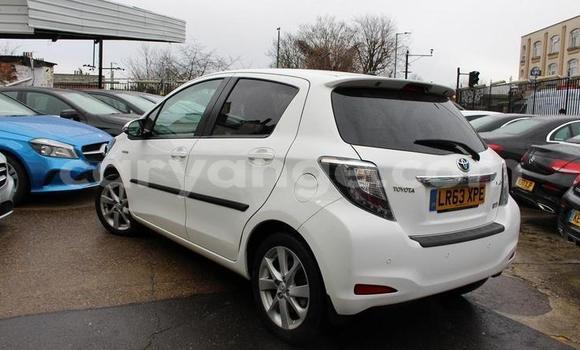 Buy Used Toyota Yaris White Car in Grootfontein in Namibia Buy Used Toyota Yaris White Car in Grootfontein in Namibia