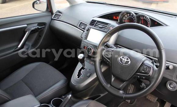 Acheter Occasion Voiture Toyota Verso Rouge à Mariental, Namibie Acheter Occasion Voiture Toyota Verso Rouge à Mariental, Namibie