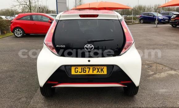Buy Used Toyota Aygo White Car in Karibib in Erongo Buy Used Toyota Aygo White Car in Karibib in Erongo