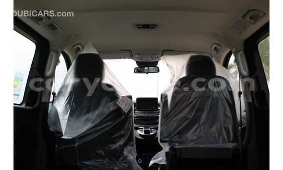 Acheter Import Voiture Mercedes-Benz 250 Noir à Import - Dubai, Namibie Acheter Import Voiture Mercedes-Benz 250 Noir à Import - Dubai, Namibie