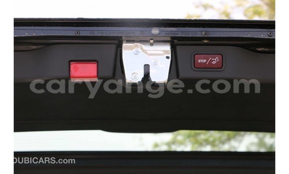 Acheter Import Voiture Mercedes-Benz 250 Noir à Import - Dubai, Namibie Acheter Import Voiture Mercedes-Benz 250 Noir à Import - Dubai, Namibie