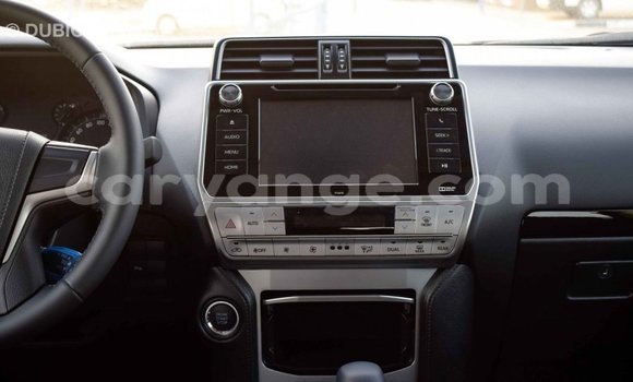 Acheter Import Voiture Toyota Prado Noir à Import - Dubai, Namibie Acheter Import Voiture Toyota Prado Noir à Import - Dubai, Namibie