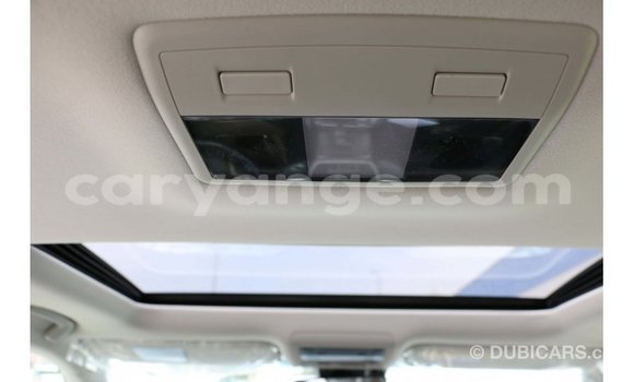 Acheter Import Voiture Toyota Land Cruiser Blanc à Import - Dubai, Namibie Acheter Import Voiture Toyota Land Cruiser Blanc à Import - Dubai, Namibie