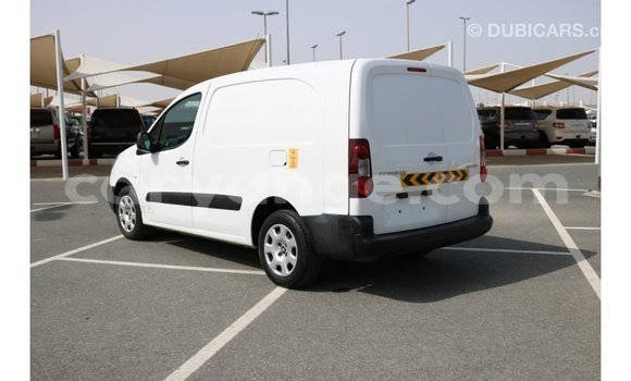 Buy Import Peugeot Partner White Car in Import - Dubai in Namibia
